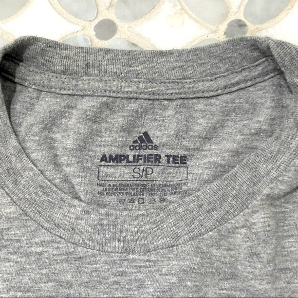 Men small ADDIAS amplifier gray tee. - Picture 3 of 3
